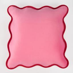 Pack of Matte Velvet Scallop Edge Cushion Covers - Pink / 2 - thumbnail 4