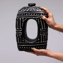 Oval Donut Vase Handcrafted Terracotta from Lombok - Black - thumbnail 2