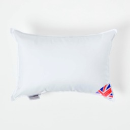Homescapes Super Microfibre Cushion Pad Insert - White / 40cm / 30cm / 1 - thumbnail 3