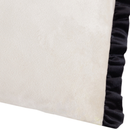 Tilly Cushion - Lace/Black / 80 Feather 20 Polyester - thumbnail 3