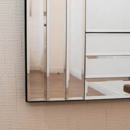 MirrorOutlet Eden Triple Edge Venetian Mirror 144 x 116cm - All glass - thumbnail 3