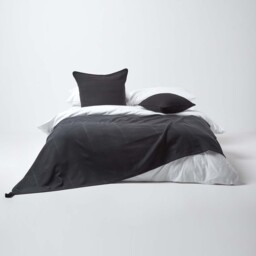 Homescapes Cotton Rajput Ribbed Throw - Black / 255cm / 1.55kg - thumbnail 3