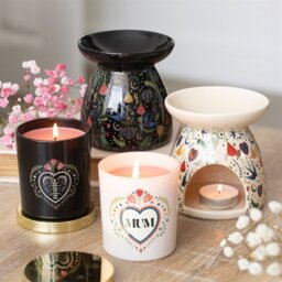 Mum Folk Heart French Tulip Candle Calming Gift for Mothers Day - White - thumbnail 3