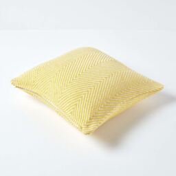 Homescapes Cotton Halden Chevron Cushion Cover - Yellow / 60cm - thumbnail 3