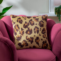 True Leopard Piped Velvet Cushion Cover - Multicolour - thumbnail 3