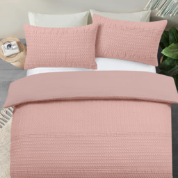 3D Embossed Allover Pattern Duvet Set - Pink / Superking - thumbnail 4