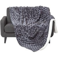 Homescapes Geometric Triangle Velvet Throw - Dark Grey / 230cm
