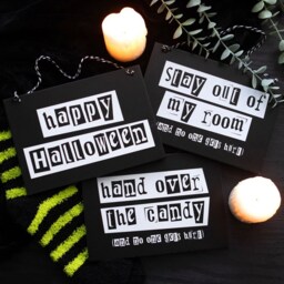 Eerie Edge Halloween Hanging Sign - Black - thumbnail 3