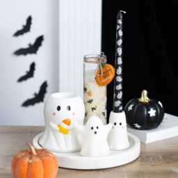 Unscented Ghost Shape Candle - White - thumbnail 2
