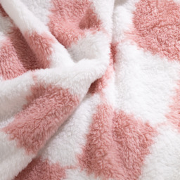 Plush Reversible Checkered Throw Blanket - Soft and Cozy - Pink + White / 200cm / 120cm - thumbnail 2