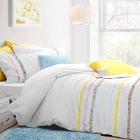 Floral Ruched Duvet Cover and Pillowcase Set - White / Single