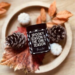 Spooky Season Wooden Wick Autumn Candle - Black / Autumn Leaves - thumbnail 2
