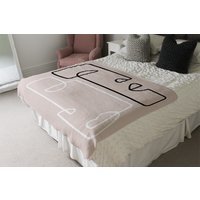 Line Art Of Two Faces Blanket - Pink - thumbnail 1