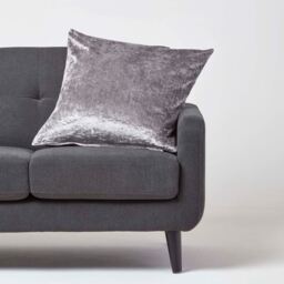 Homescapes Crushed Velvet Cushion Cover - Silver / 60cm - thumbnail 4