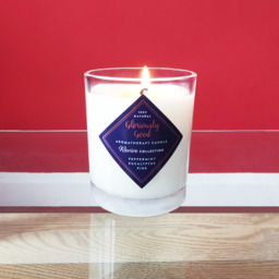 Peppermint, Eucalyptus and Pine Aromatherapy Candle  - White - thumbnail 5