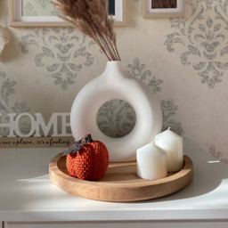 White Donut Ceramic Vase - Creamy White / 18cm - thumbnail 4