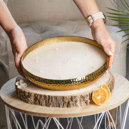 Vanilla Scented 7 Wick Candle in Gold - Gold - thumbnail 4