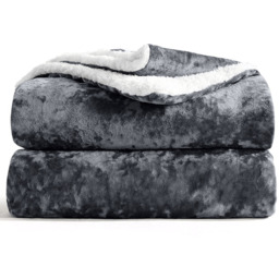 Chunky Sherpa backed Crushed Velvet Throw Blanket - Charcoal - thumbnail 4