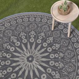 Homescapes Outdoor Rug Luxury Waterproof Reversible, 170 cm Round, Black Mandala - Black - thumbnail 3