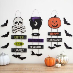 Witches Welcome Cauldron Sign  - Black - thumbnail 4