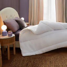 Silentnight Deep Sleep Duvet 10.5 Tog - White / King - thumbnail 4