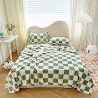 Plush Reversible Checkered Throw Blanket - Soft and Cozy - Green+White / 230cm / 200cm - image 1