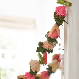 Artificial Ombre Sola Flower Garland Decoration L90cm - Pink - thumbnail 2