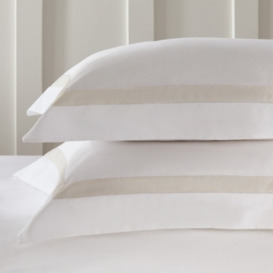 Luxurious Sherborne Oxford Pillowcase in Oyster - Standard Size