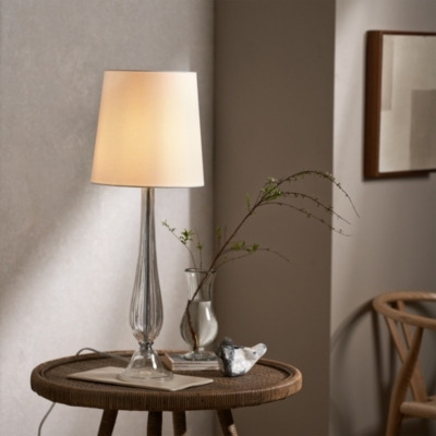 Contemporary Fareham Glass Table Lamp in Clear - image 1
