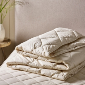 The White Company The Wool Room Duvet - Medium, No Colour, Size: King