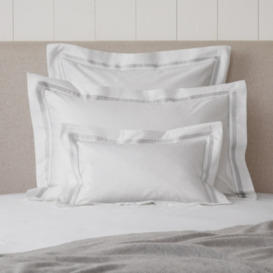 Luxurious Cavendish Breakfast Oxford Pillowcase in White/Silver - thumbnail 2