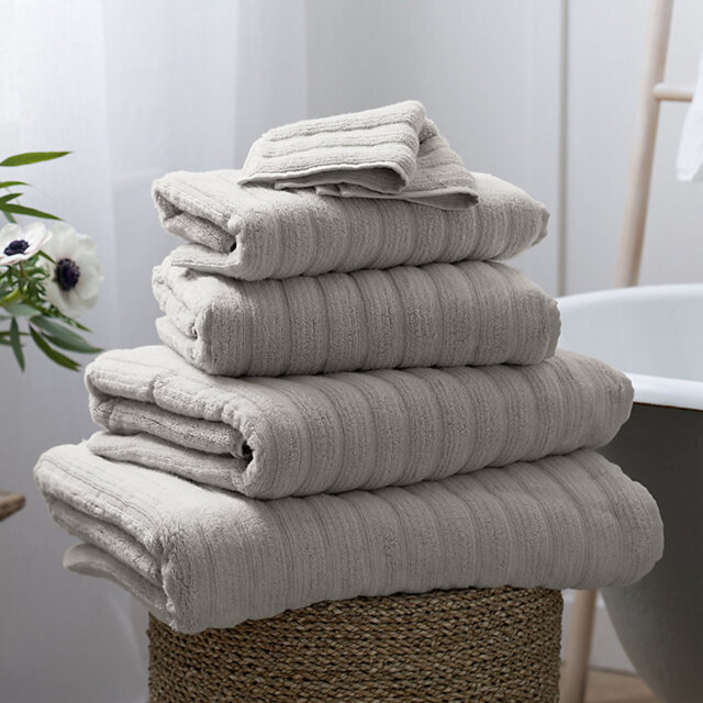 The White Company Hydrocotton Face Cloth, Pearl Grey, Size: Face Cloth