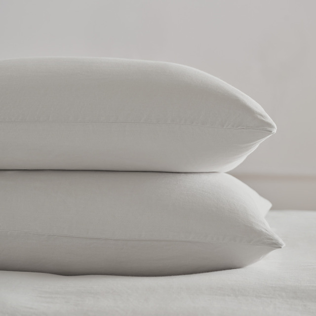 The White Company Pure Linen Classic Pillowcase - Single
