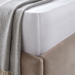 The White Company 800-Thread-Count Egyptian Cotton Sateen Deep Fitted Sheet