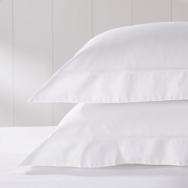 The White Company Cranleigh 1000 Thread Count Cotton Sateen Oxford Pillowcase