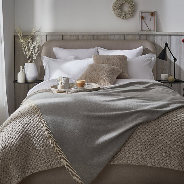 The White Company Luxury Wool Cashmere Throw