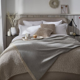 The White Company Luxury Wool Cashmere Throw