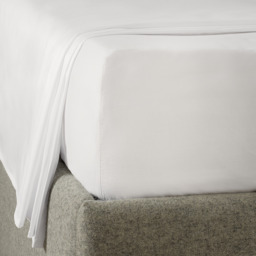 The White Company nt Essentials Egyptian Cotton Percale Fitted Sheet