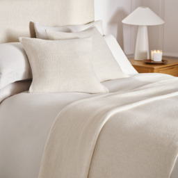 The White Company Aspen Throw