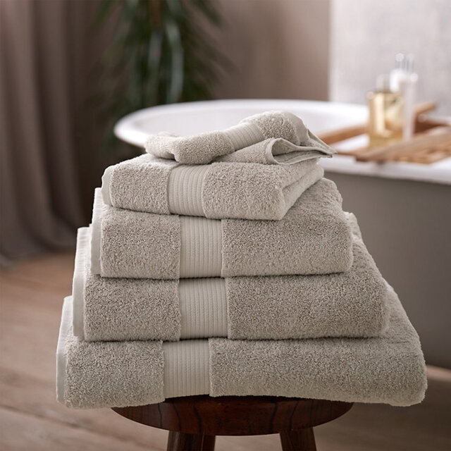 The White Company Luxury Egyptian Cotton Towel