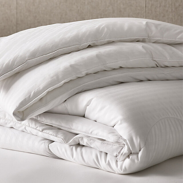 The White Company Essential Down Alternative Duvet - 10.5 Tog