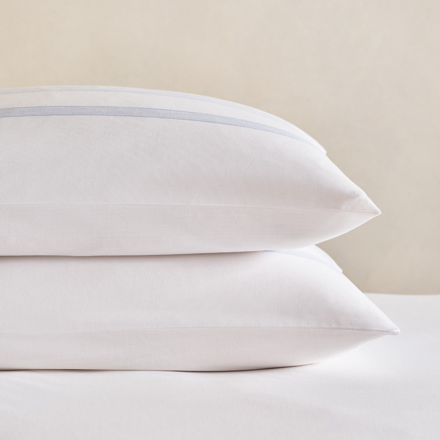 The White Company Whitby Stripe Classic Pillowcase - Single