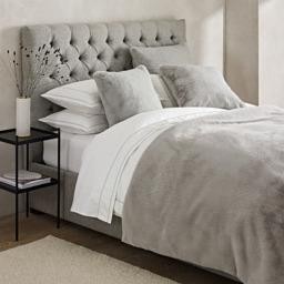 The White Company Super Soft Faux Fur Throw