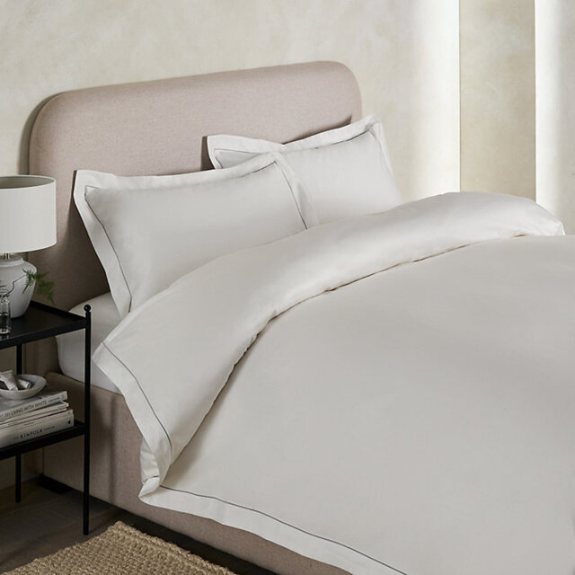 The White Company Roma Duvet Cover, White/Silver, Size: King