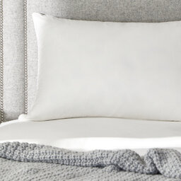The White Company Muscovy Down Pillow - Medium
