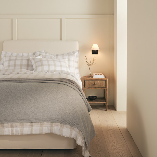The White Company Oslo Throw