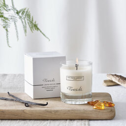 The White Company Fireside Signature Candle, No Colour, Size: One Size