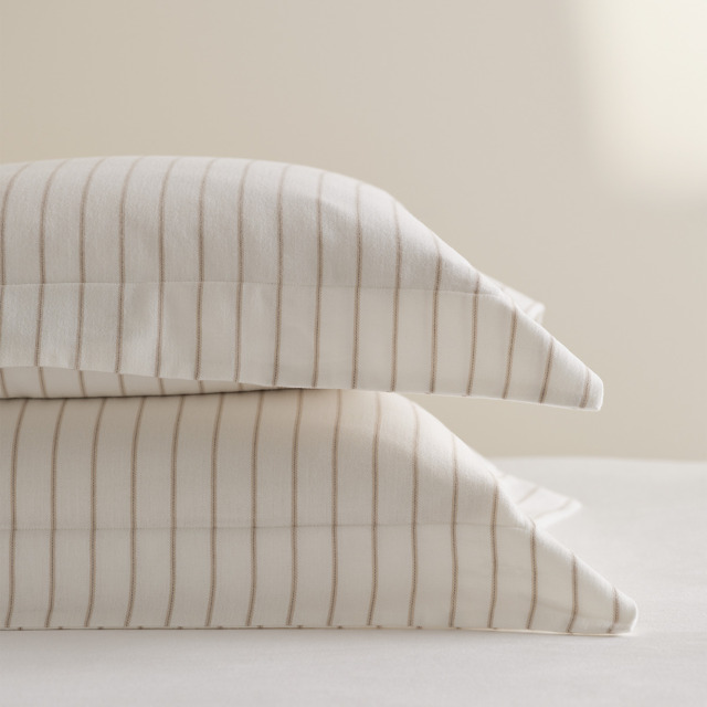 The White Company Logan Stripe Oxford Pillowcase - Single