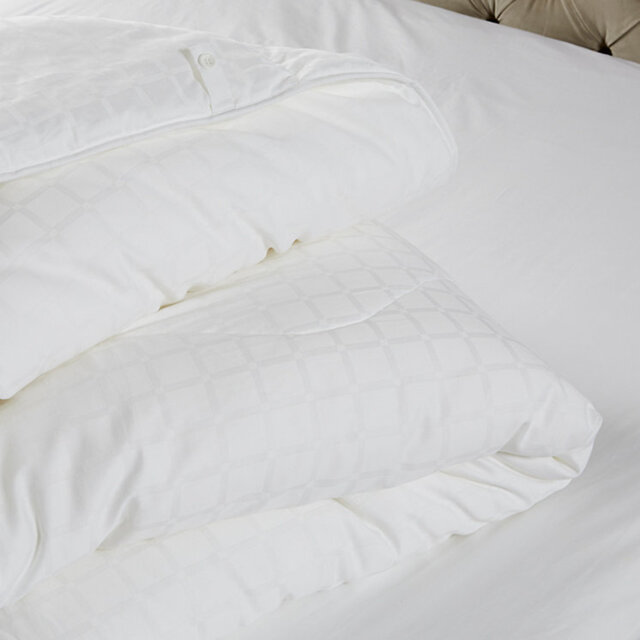 The White Company Hypoallergenic Soft & Light Breathable Duvet - 4.5 Tog