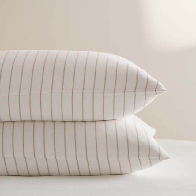The White Company Logan Stripe Classic Pillowcase - Single